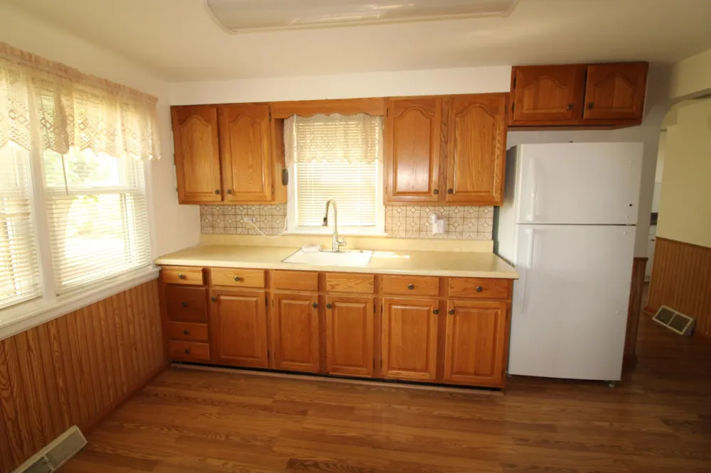 6300 60th Avenue Crystal, MN 55428