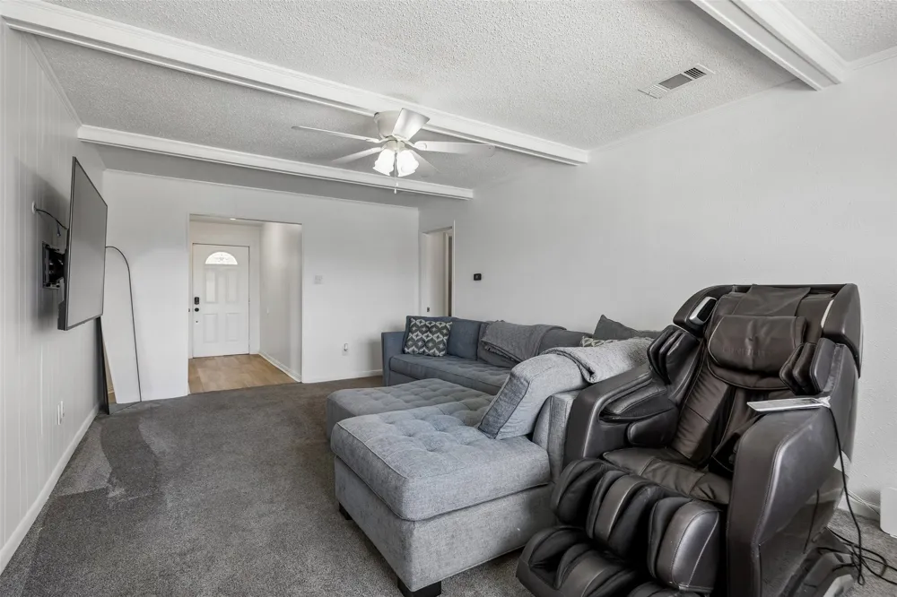 111 Dunn Street Red Oak, TX 75154