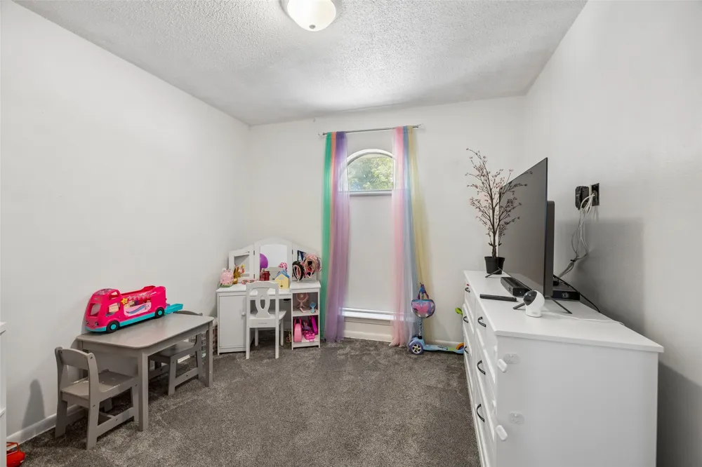 111 Dunn Street Red Oak, TX 75154