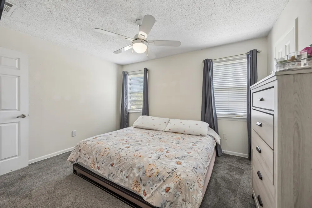 111 Dunn Street Red Oak, TX 75154