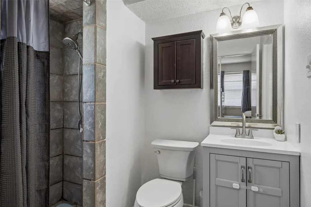 111 Dunn Street Red Oak, TX 75154