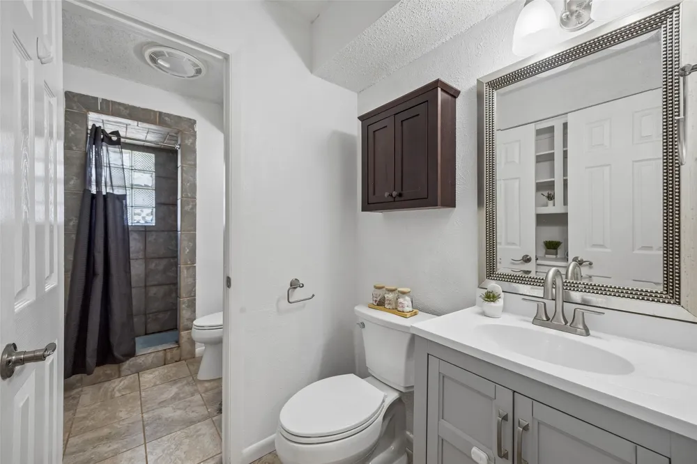 111 Dunn Street Red Oak, TX 75154