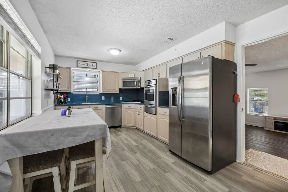 111 Dunn Street Red Oak, TX 75154