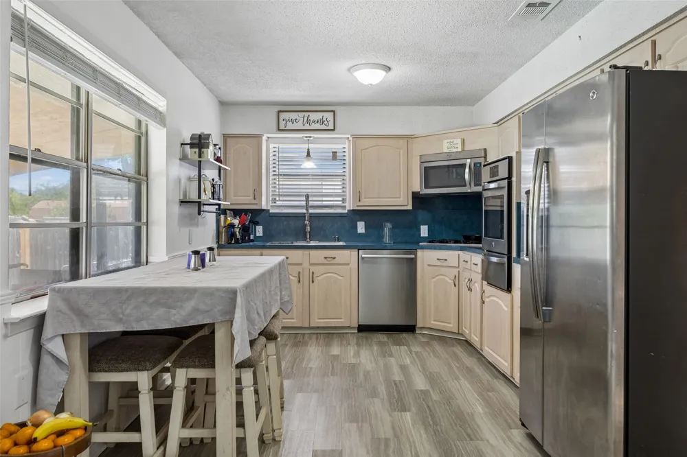 111 Dunn Street Red Oak, TX 75154