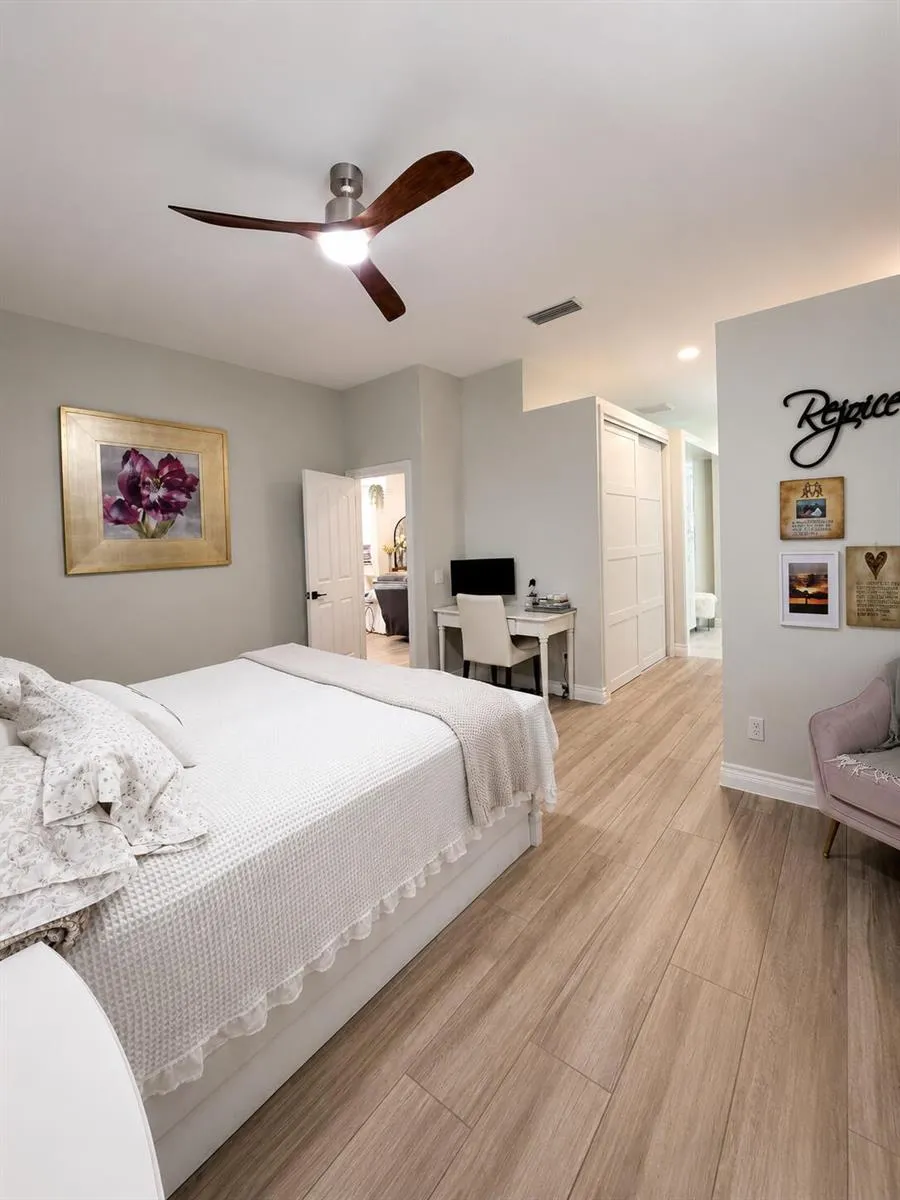 7570 SE Bay Cedar Circle Hobe Sound, FL 33455