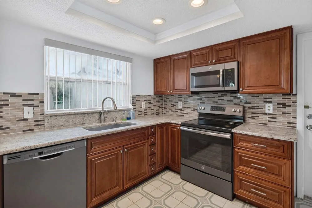 9615 TOWANDA LANE Port Richey, FL 34668