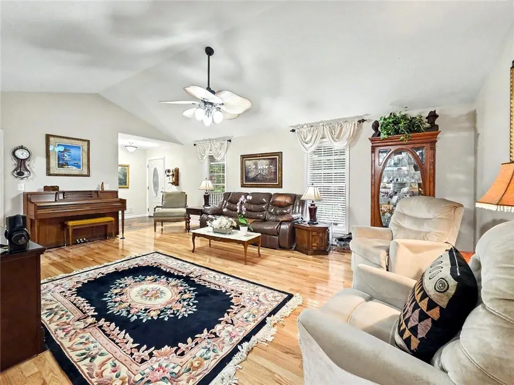 7815 Dogwood Trail Murrayville, GA 30564