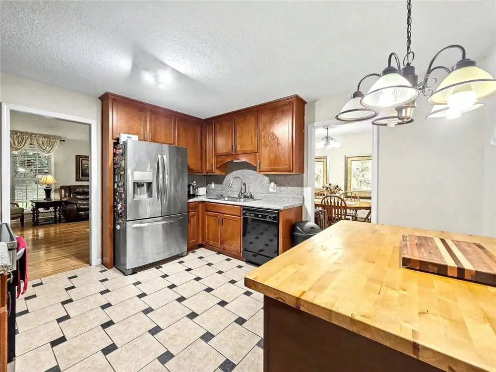7815 Dogwood Trail Murrayville, GA 30564