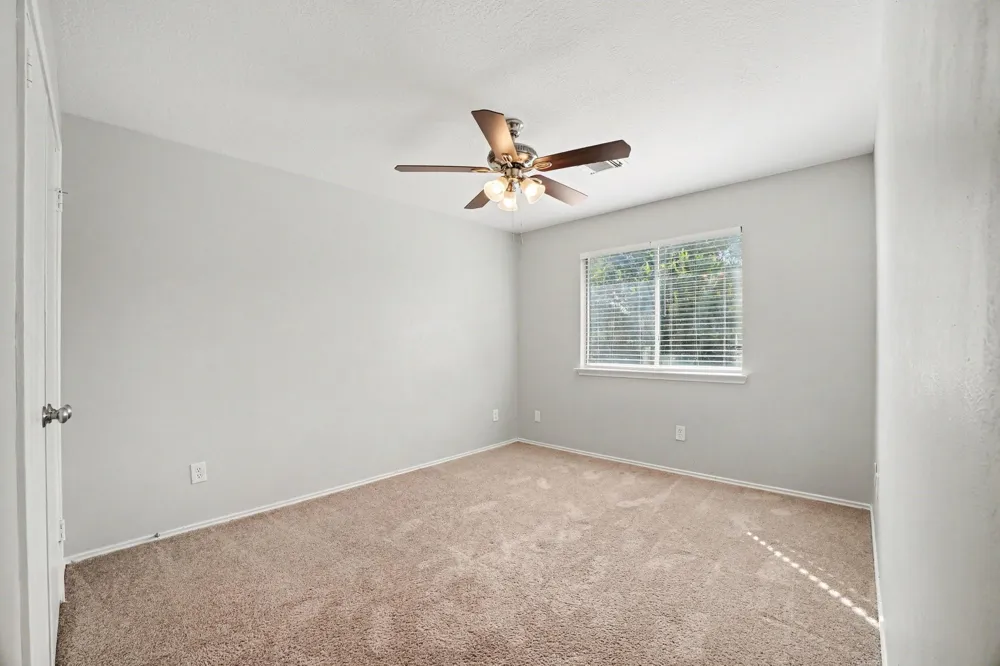 2015 Greencrest Drive Missouri City, TX 77489