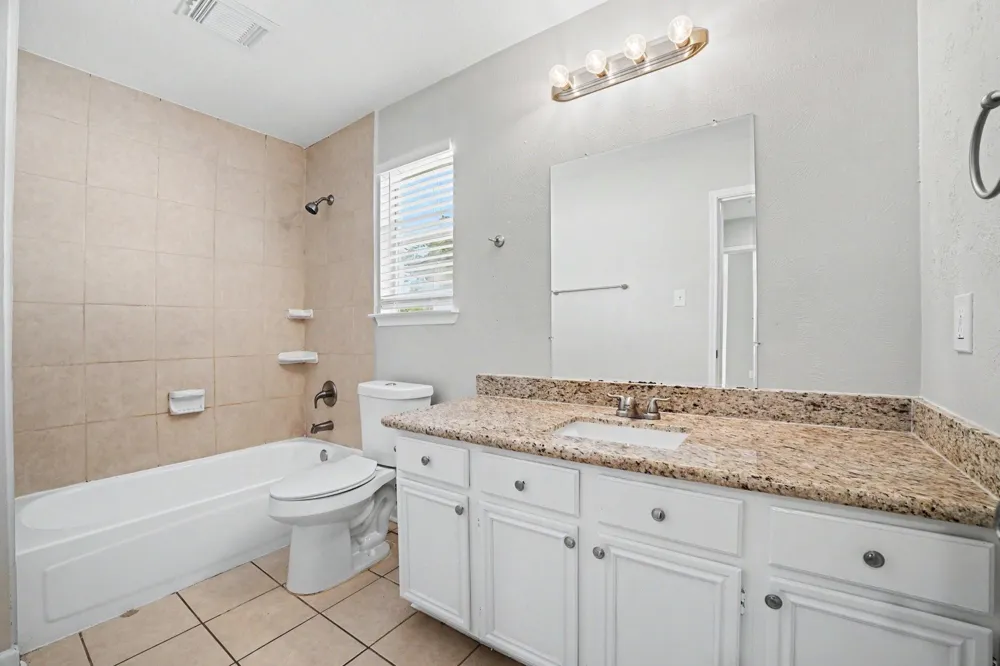 2015 Greencrest Drive Missouri City, TX 77489