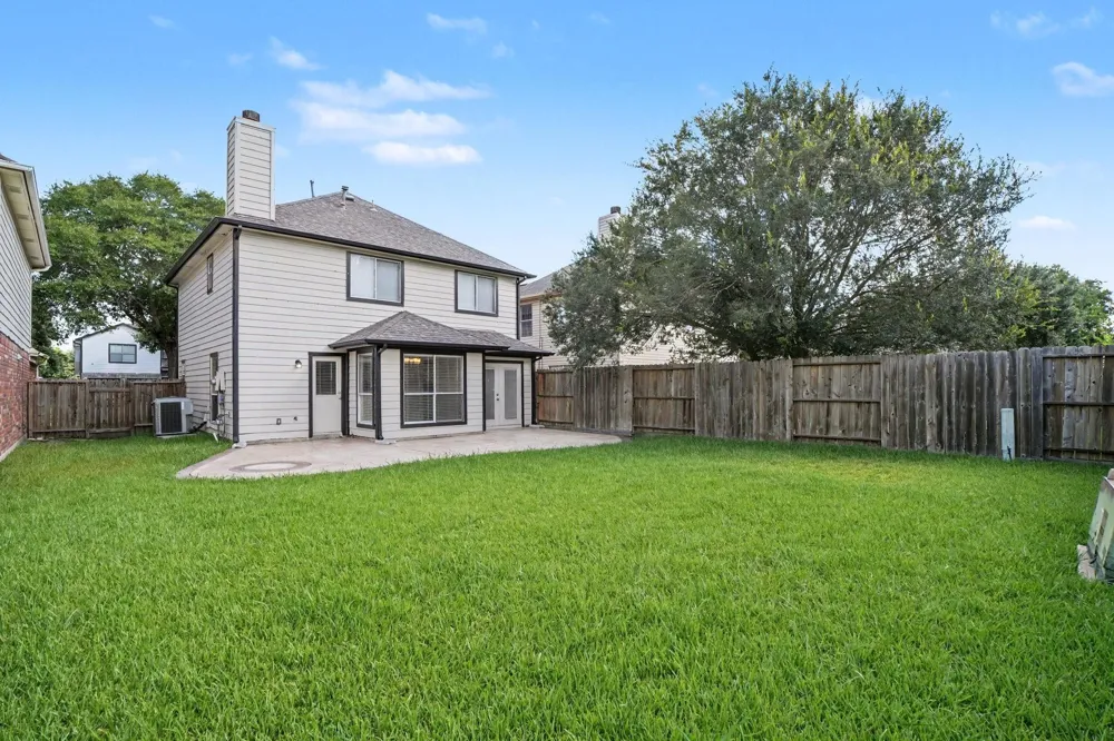 2015 Greencrest Drive Missouri City, TX 77489