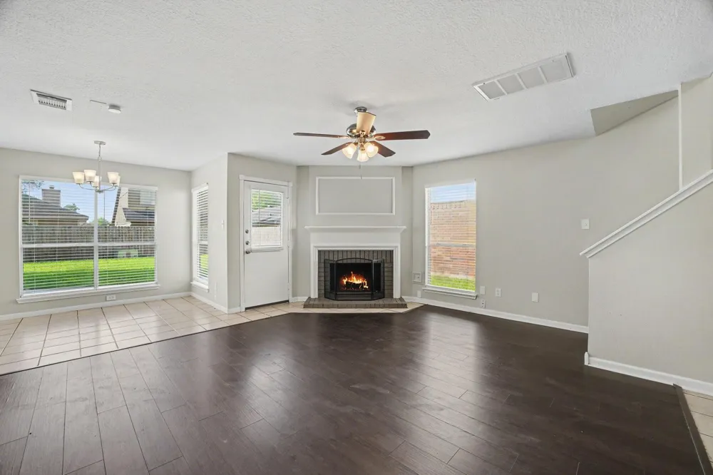 2015 Greencrest Drive Missouri City, TX 77489