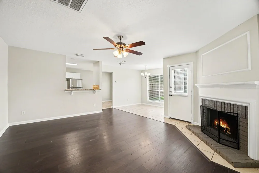 2015 Greencrest Drive Missouri City, TX 77489