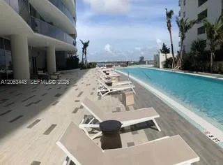 488 NE 18th St #3000 Miami, FL 33132