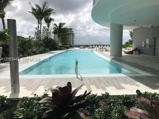 488 NE 18th St #3000 Miami, FL 33132