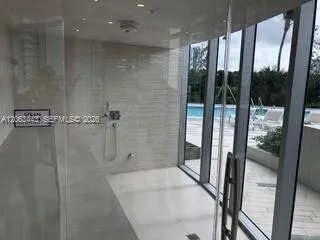 488 NE 18th St #3000 Miami, FL 33132