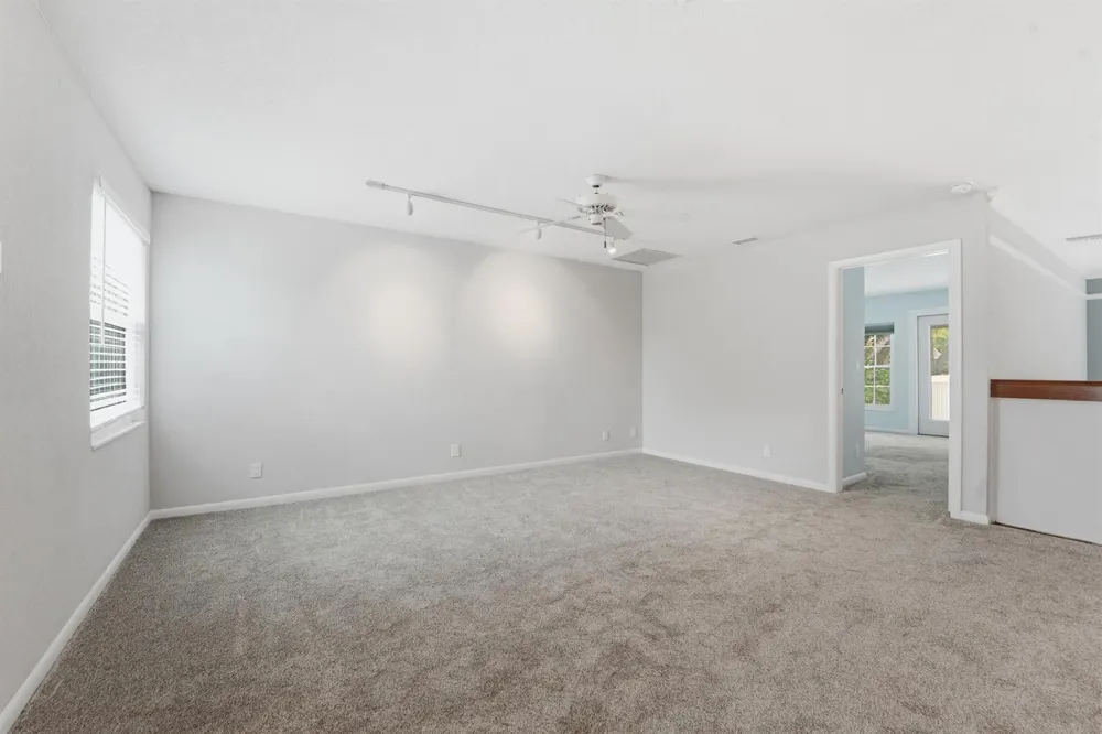 127 Ocean Dunes Circle Jupiter, FL 33477