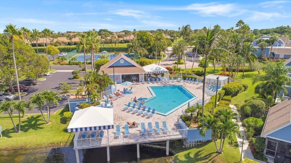 127 Ocean Dunes Circle Jupiter, FL 33477