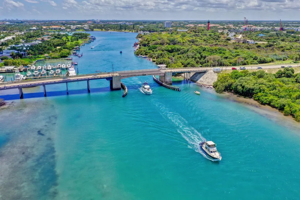 127 Ocean Dunes Circle Jupiter, FL 33477