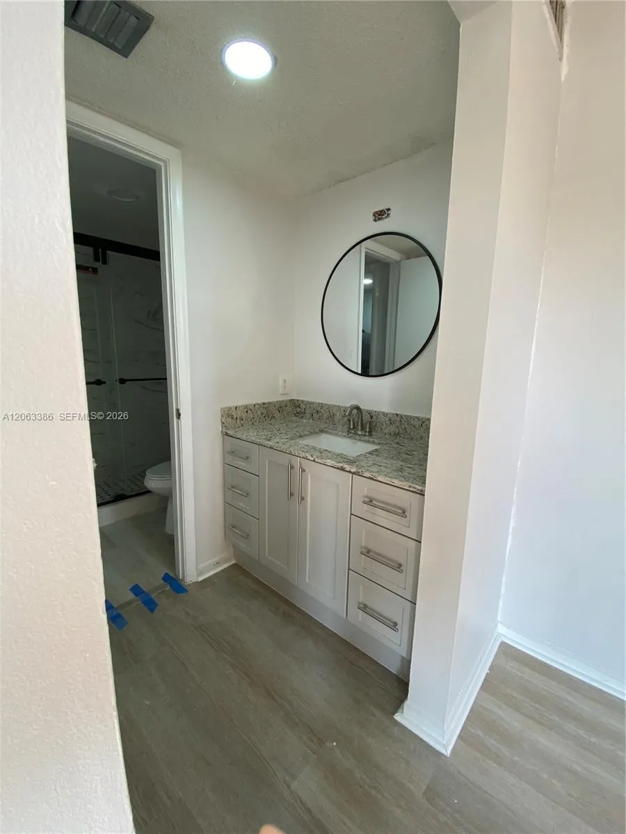 556 NW 114th Ave #203 Sweetwater, FL 33172