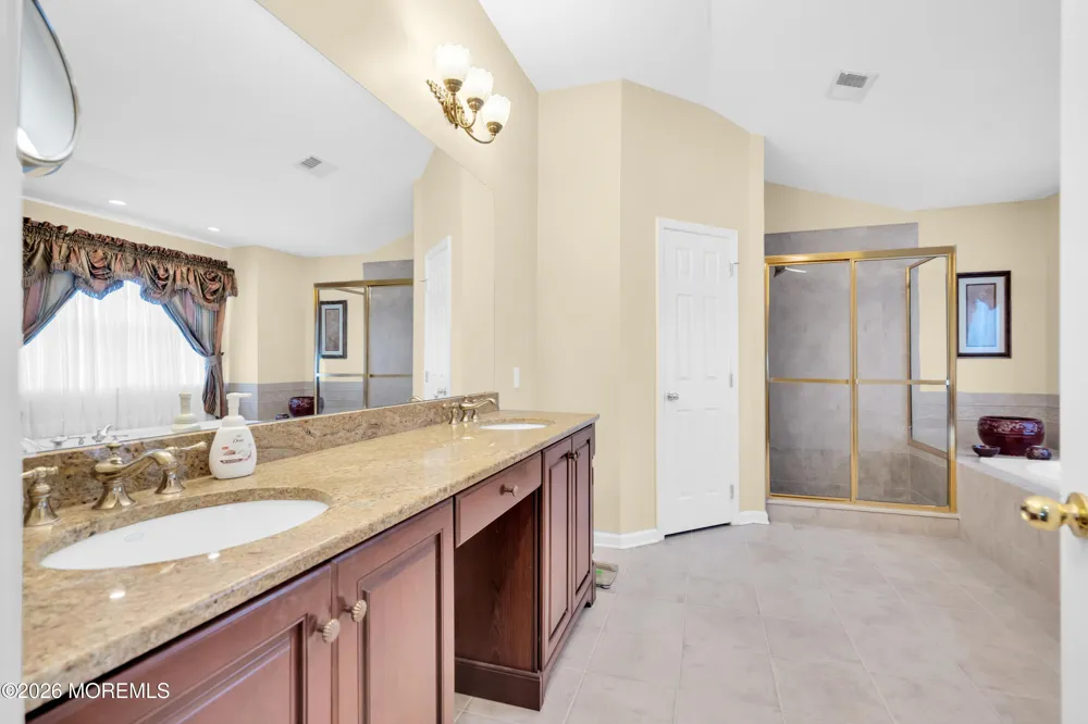 15 Lippincott Drive Little Egg Harbor, NJ 08087