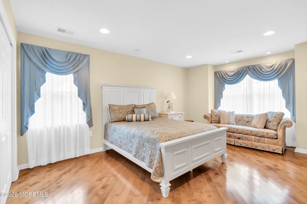 15 Lippincott Drive Little Egg Harbor, NJ 08087