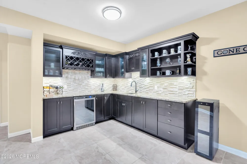 15 Lippincott Drive Little Egg Harbor, NJ 08087