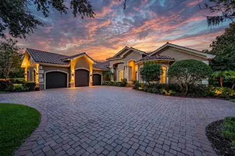 1306 PLAYMOOR DRIVE