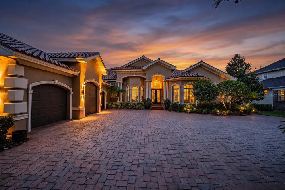 1306 PLAYMOOR DRIVE Palm Harbor, FL 34683