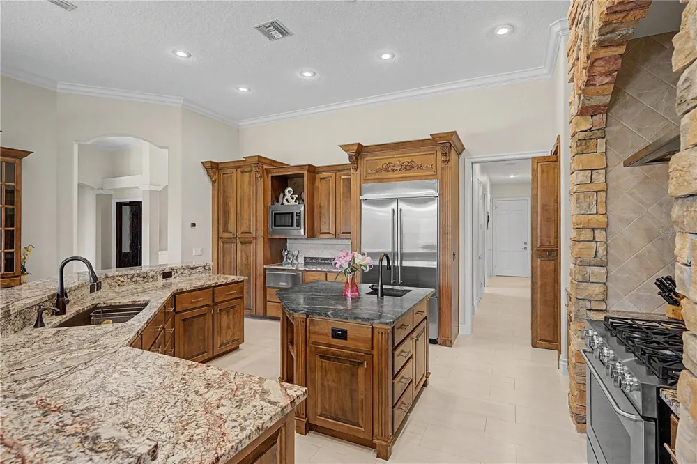 1306 PLAYMOOR DRIVE Palm Harbor, FL 34683
