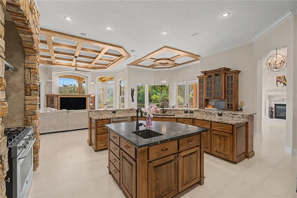 1306 PLAYMOOR DRIVE Palm Harbor, FL 34683
