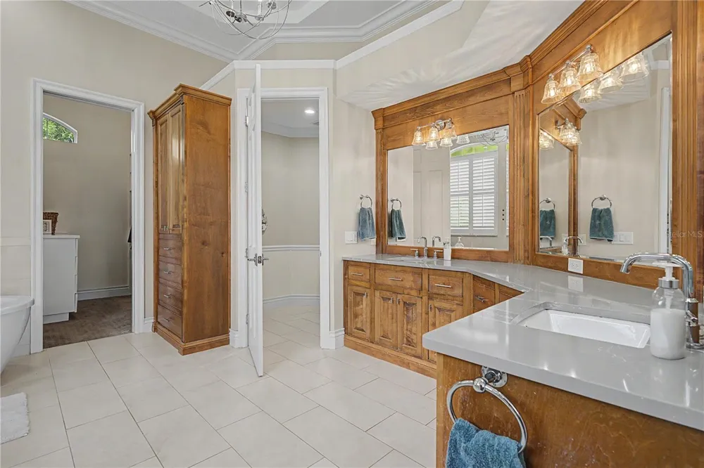 1306 PLAYMOOR DRIVE Palm Harbor, FL 34683