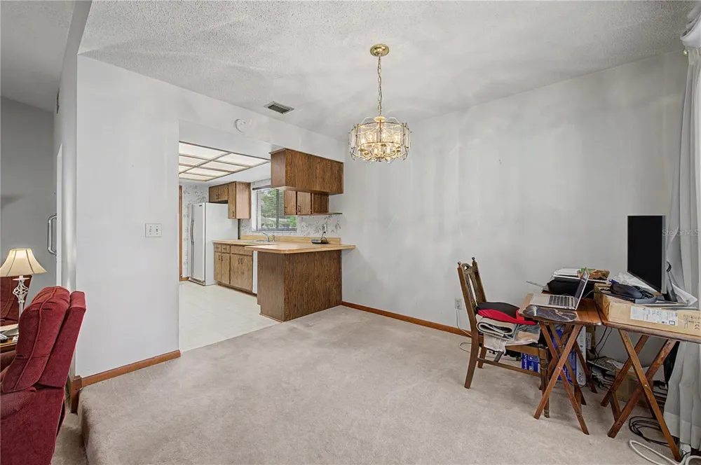 901 TARAWOOD LANE Valrico, FL 33594