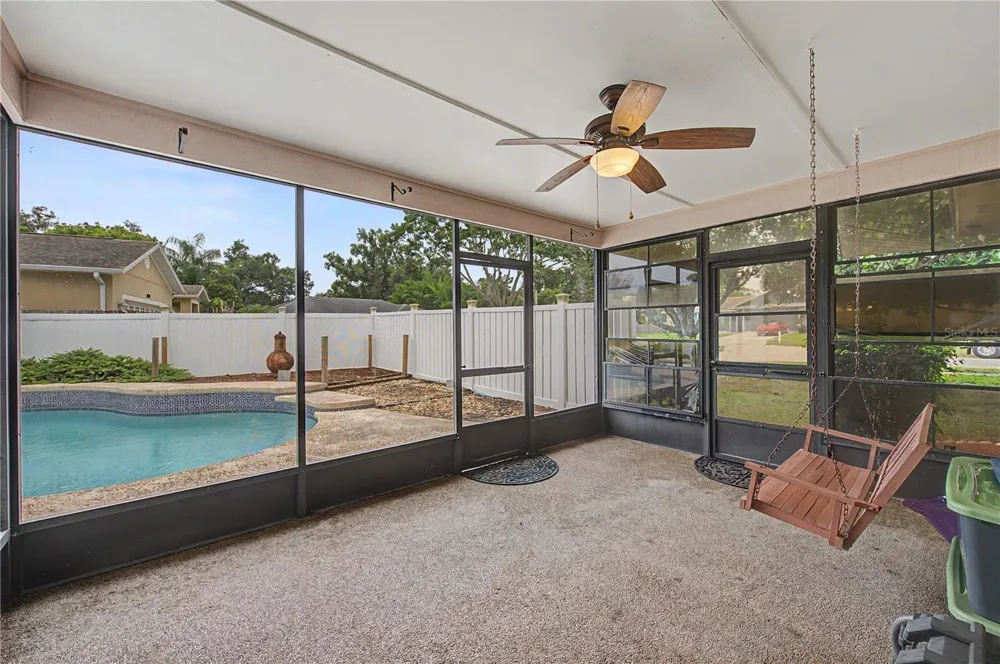 901 TARAWOOD LANE Valrico, FL 33594