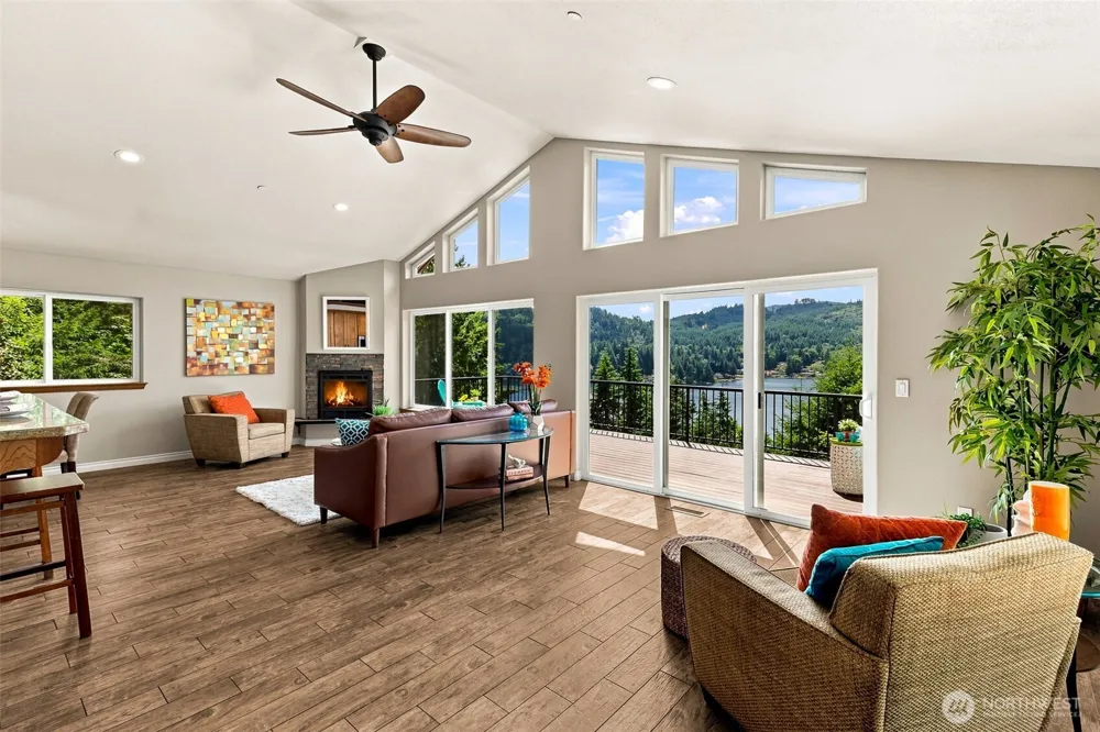 2040 Summit Lake Shore Road NW Olympia, WA 98502