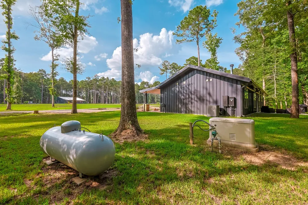 6409 Medley Road New Waverly, TX 77358