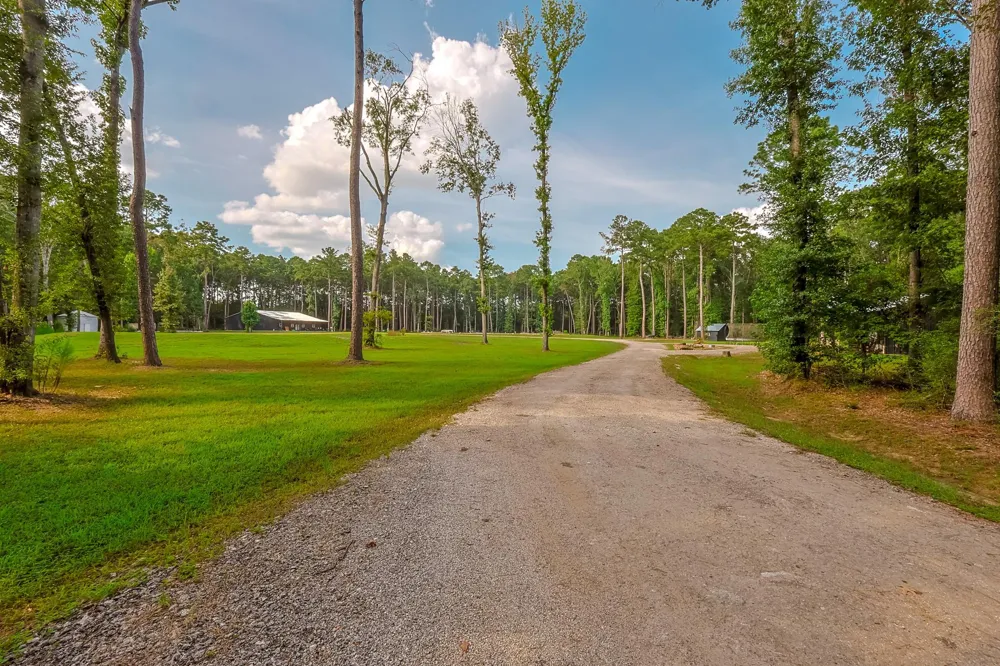 6409 Medley Road New Waverly, TX 77358