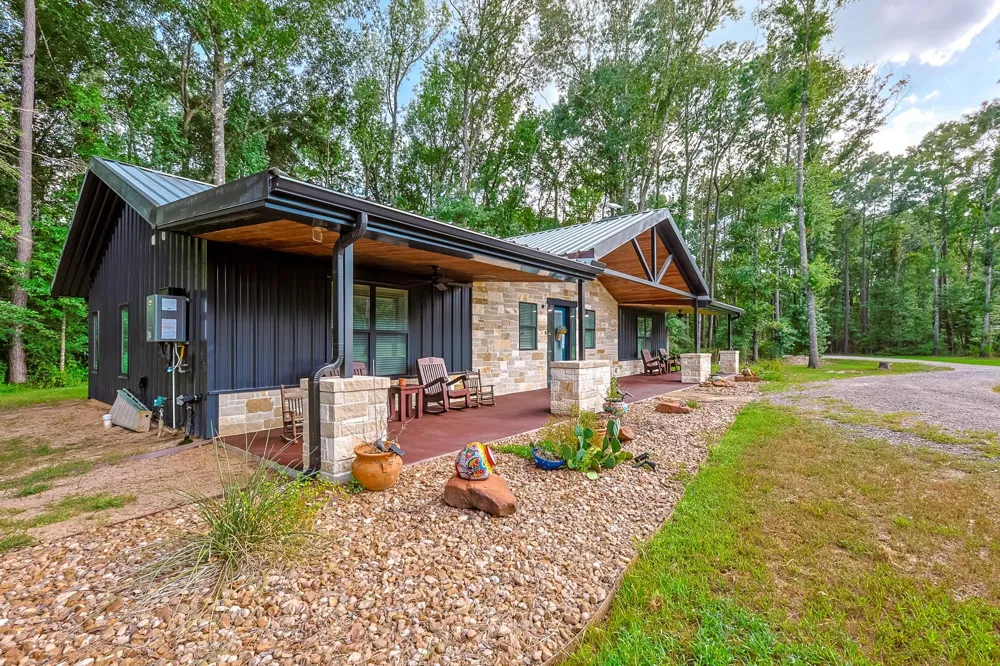 6409 Medley Road New Waverly, TX 77358