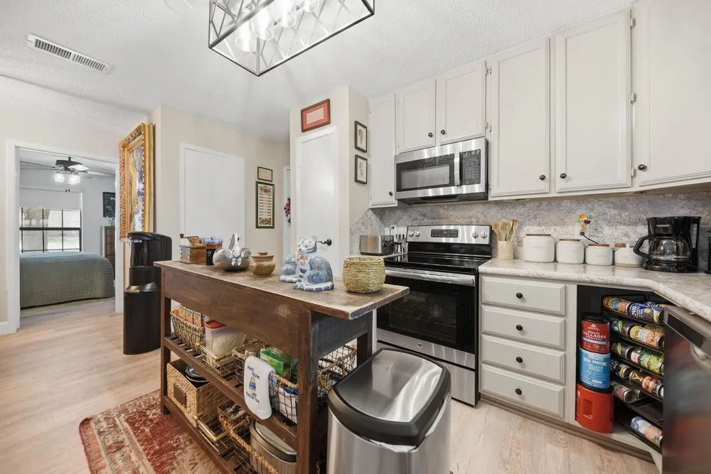 204 E Stone Street Brenham, TX 77833