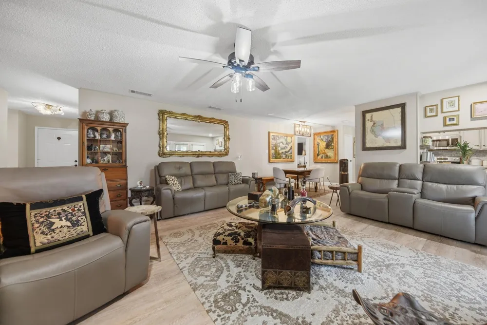 204 E Stone Street Brenham, TX 77833