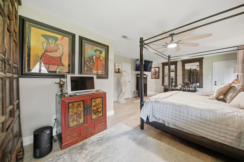 204 E Stone Street Brenham, TX 77833