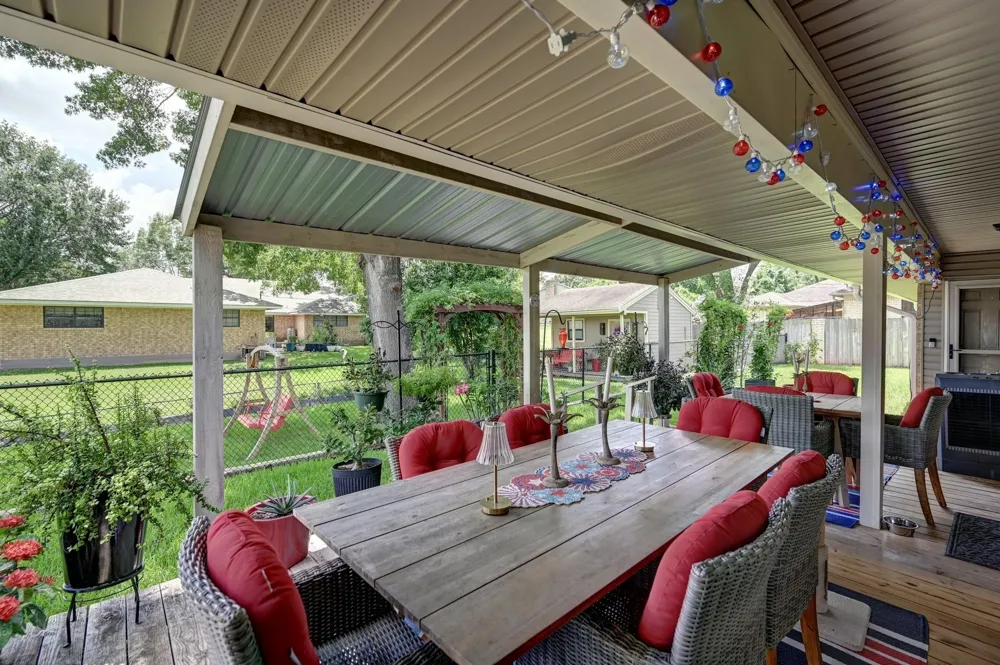 204 E Stone Street Brenham, TX 77833