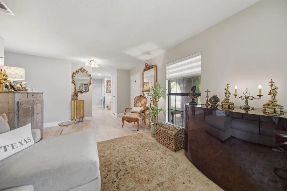 204 E Stone Street Brenham, TX 77833