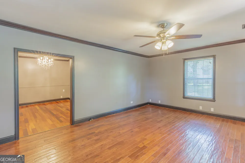 701 N Duke ST LaFayette, GA 30728