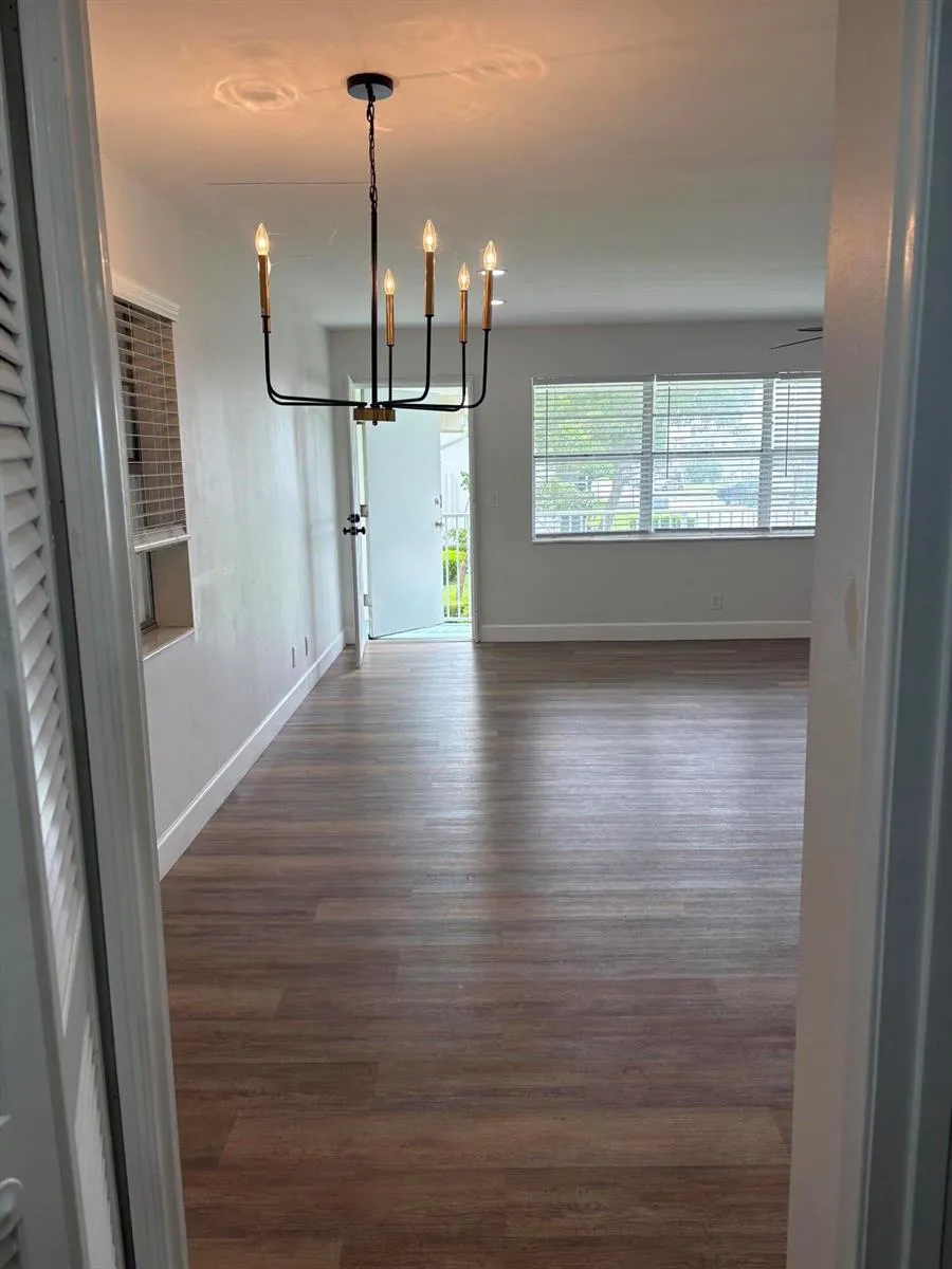 240 HORIZONS W #208 Boynton Beach, FL 33435