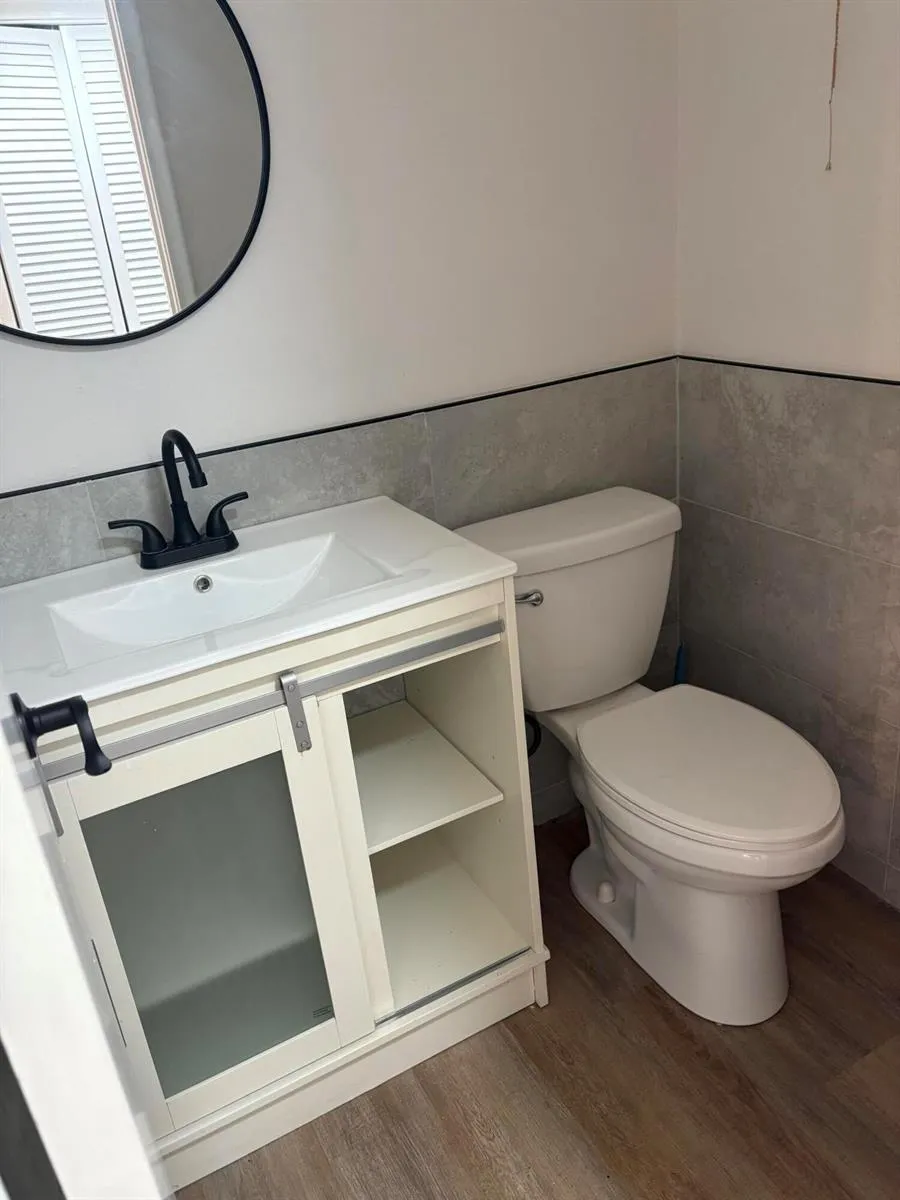 240 HORIZONS W #208 Boynton Beach, FL 33435
