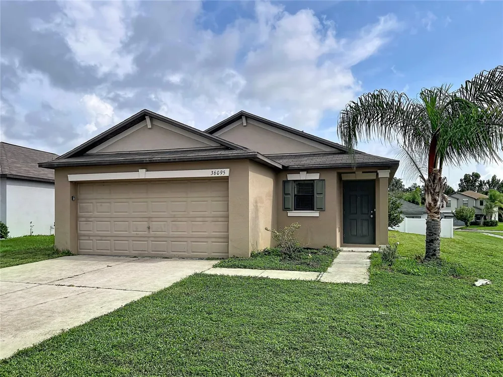 36095 CARRIAGE PINE COURT Zephyrhills, FL 33541