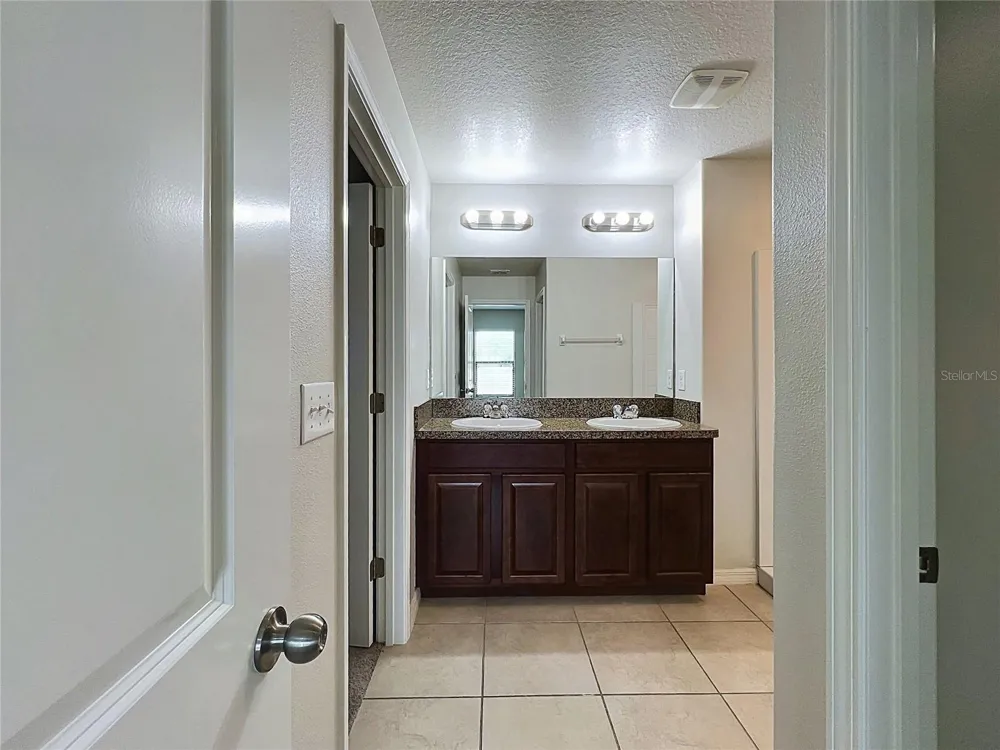 36095 CARRIAGE PINE COURT Zephyrhills, FL 33541