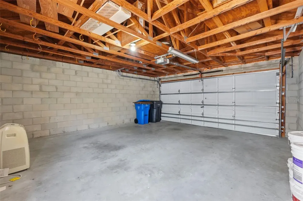 10111 HAYFIELD WAY Tampa, FL 33626