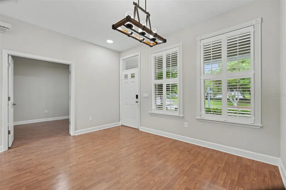 10111 HAYFIELD WAY Tampa, FL 33626